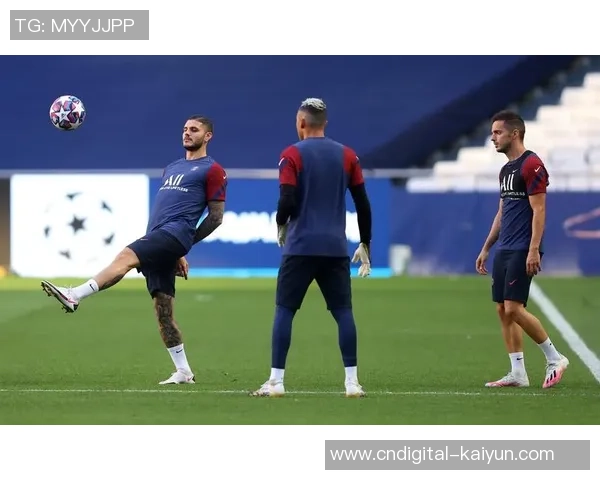 巴伦西亚与埃菲斯激战正酣谁能在欧冠赛场笑到最后